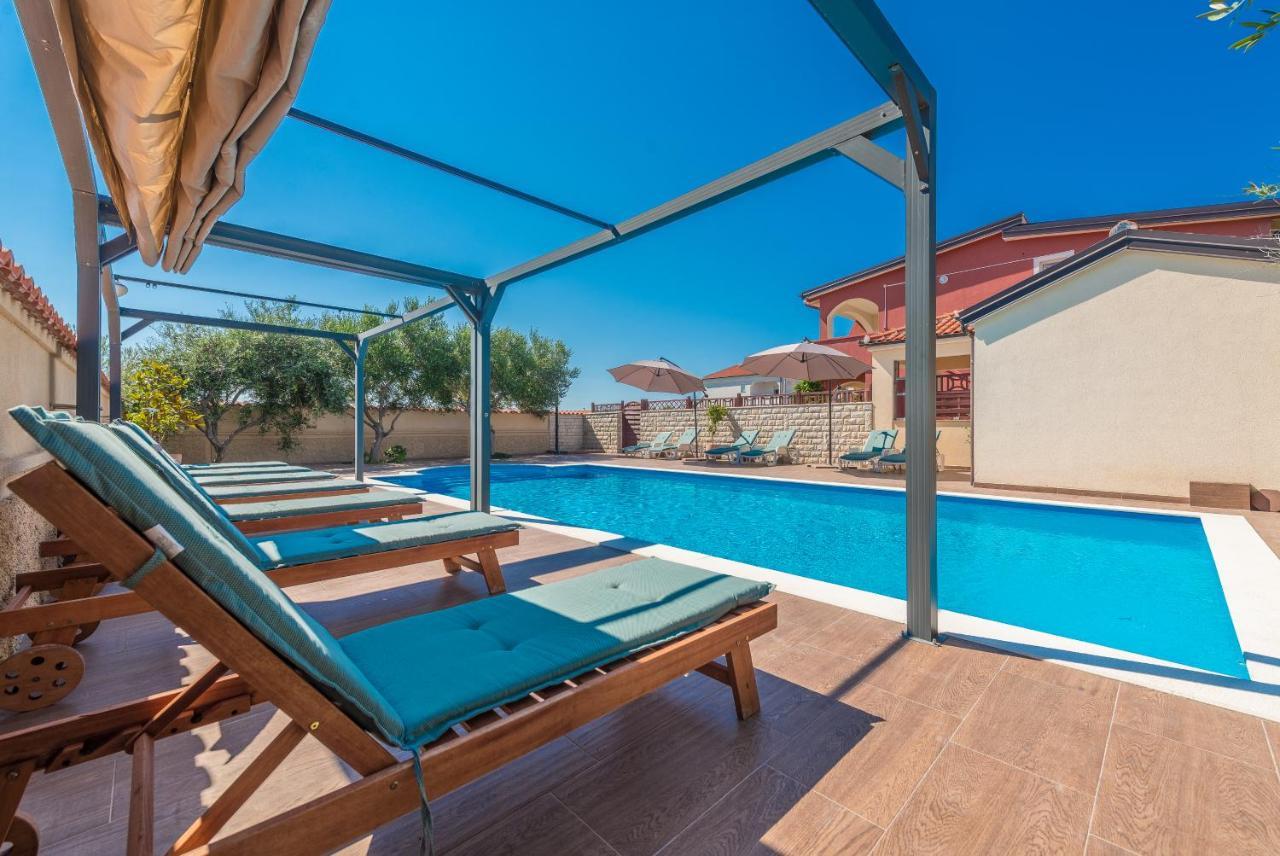 Villa Mare Apartments Vir Dış mekan fotoğraf