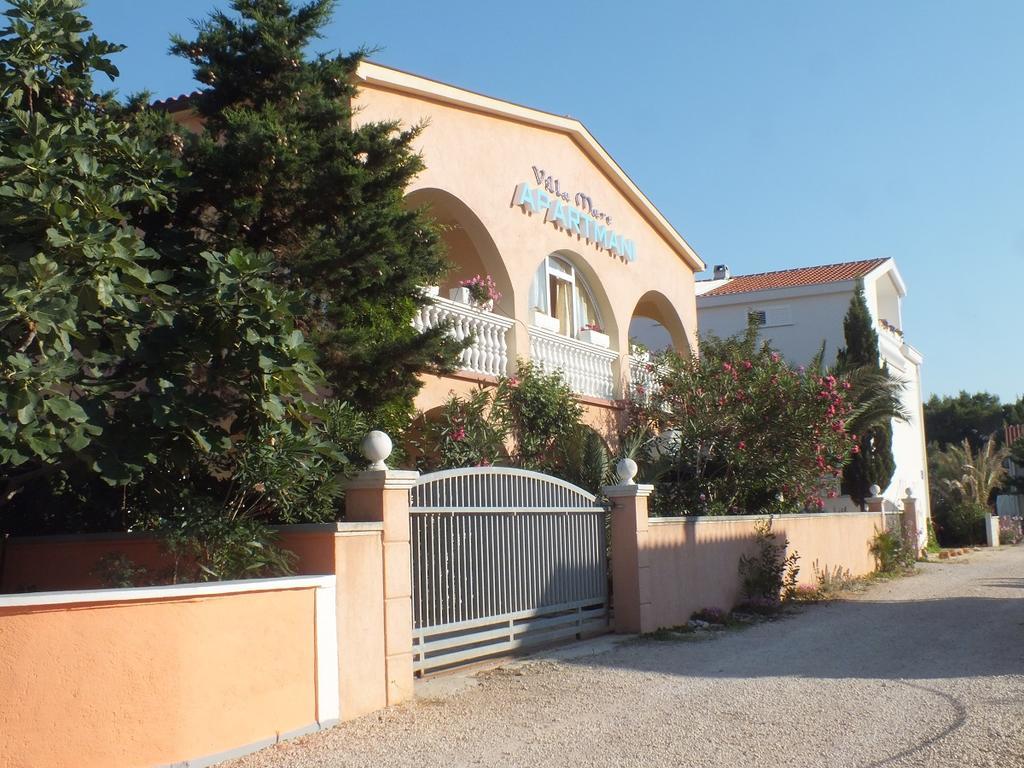 Villa Mare Apartments Vir Dış mekan fotoğraf