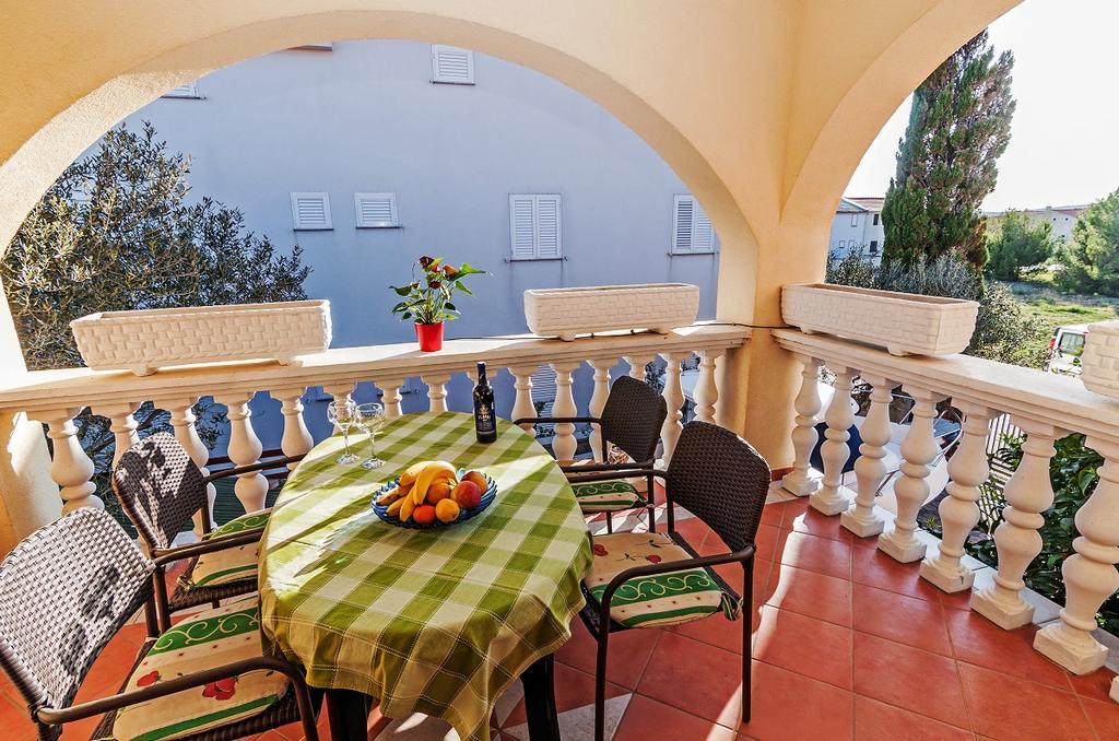 Villa Mare Apartments Vir Dış mekan fotoğraf