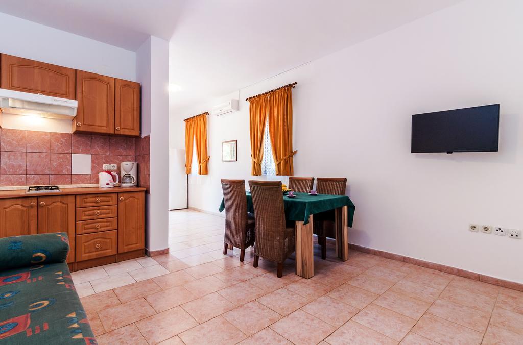 Villa Mare Apartments Vir Dış mekan fotoğraf