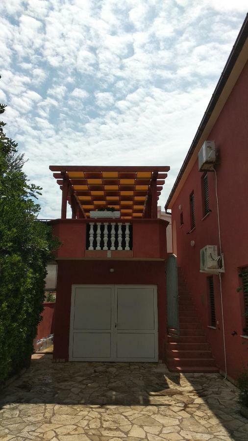 Villa Mare Apartments Vir Dış mekan fotoğraf