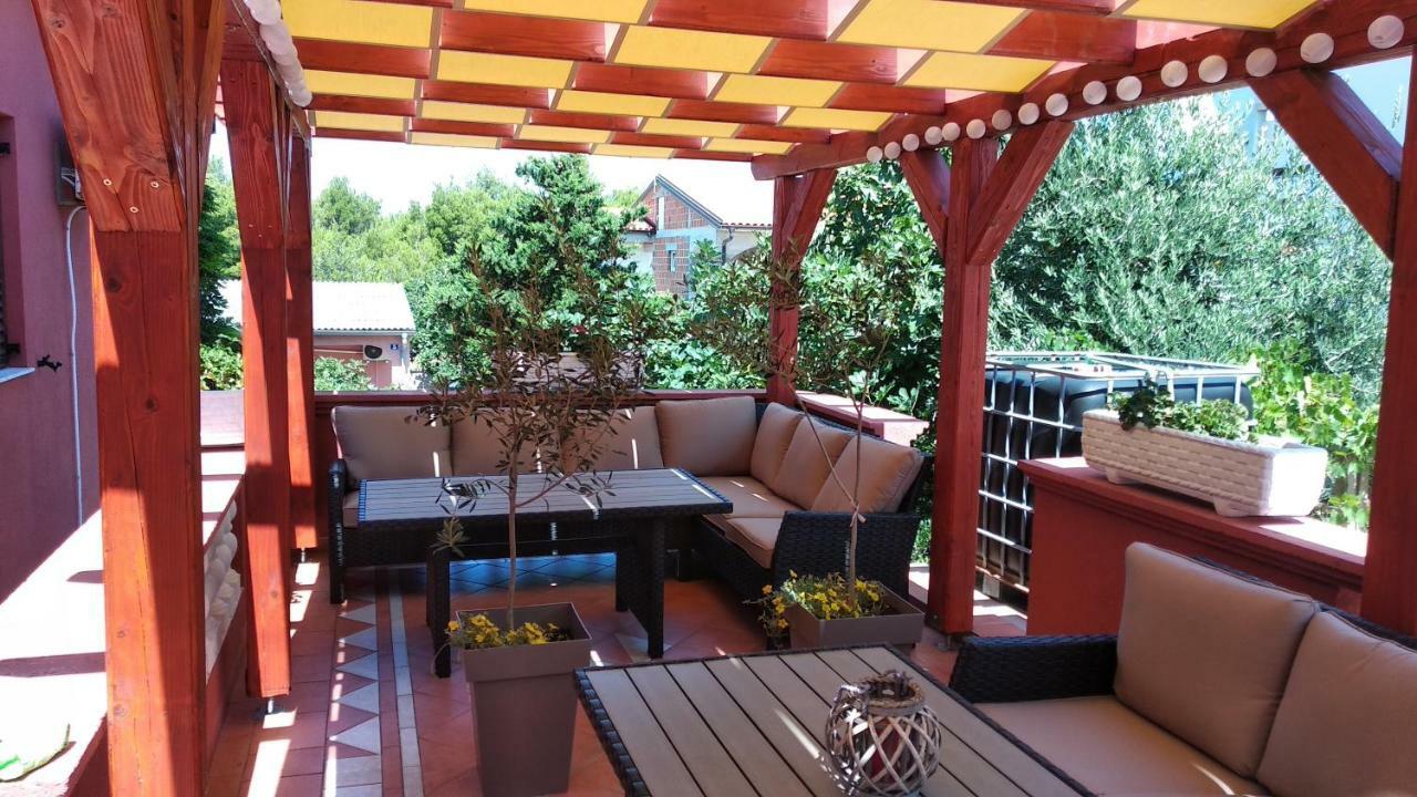 Villa Mare Apartments Vir Dış mekan fotoğraf