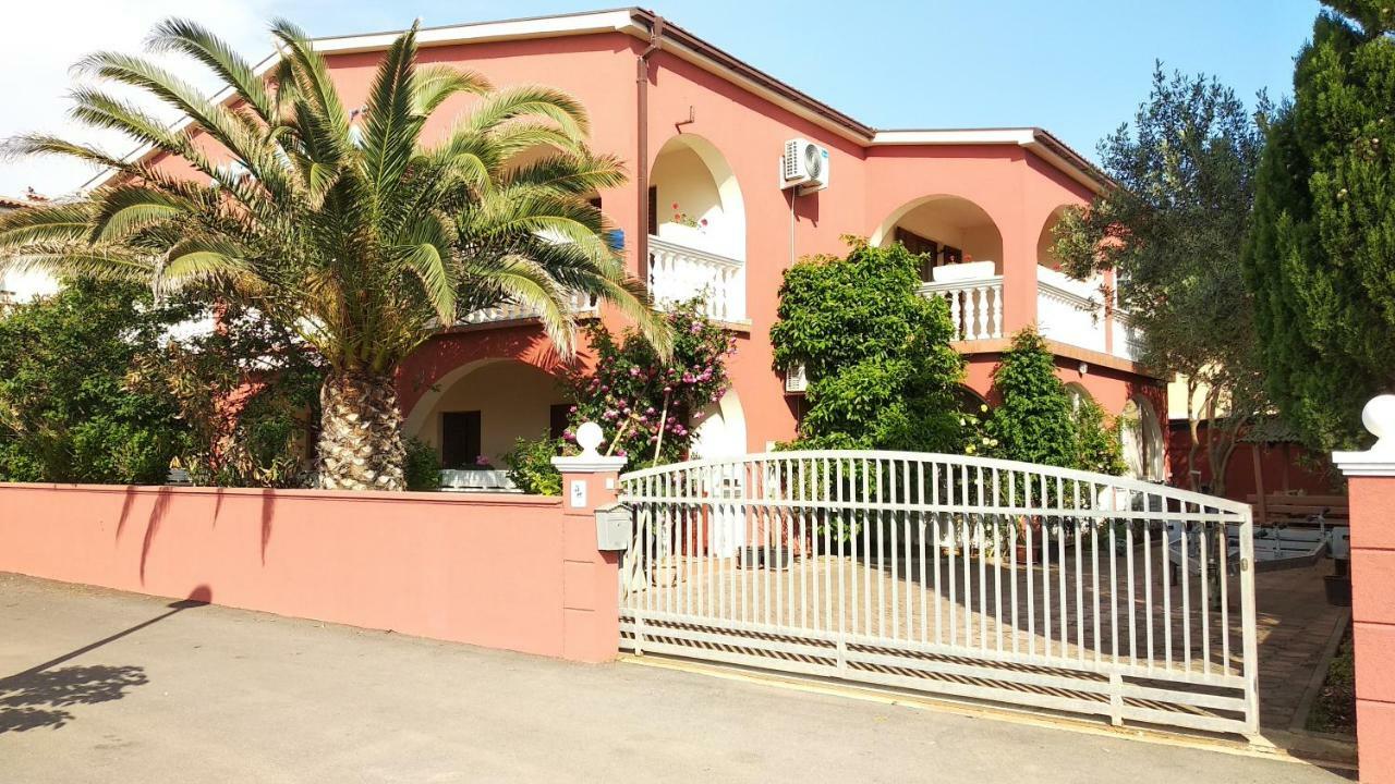 Villa Mare Apartments Vir Dış mekan fotoğraf
